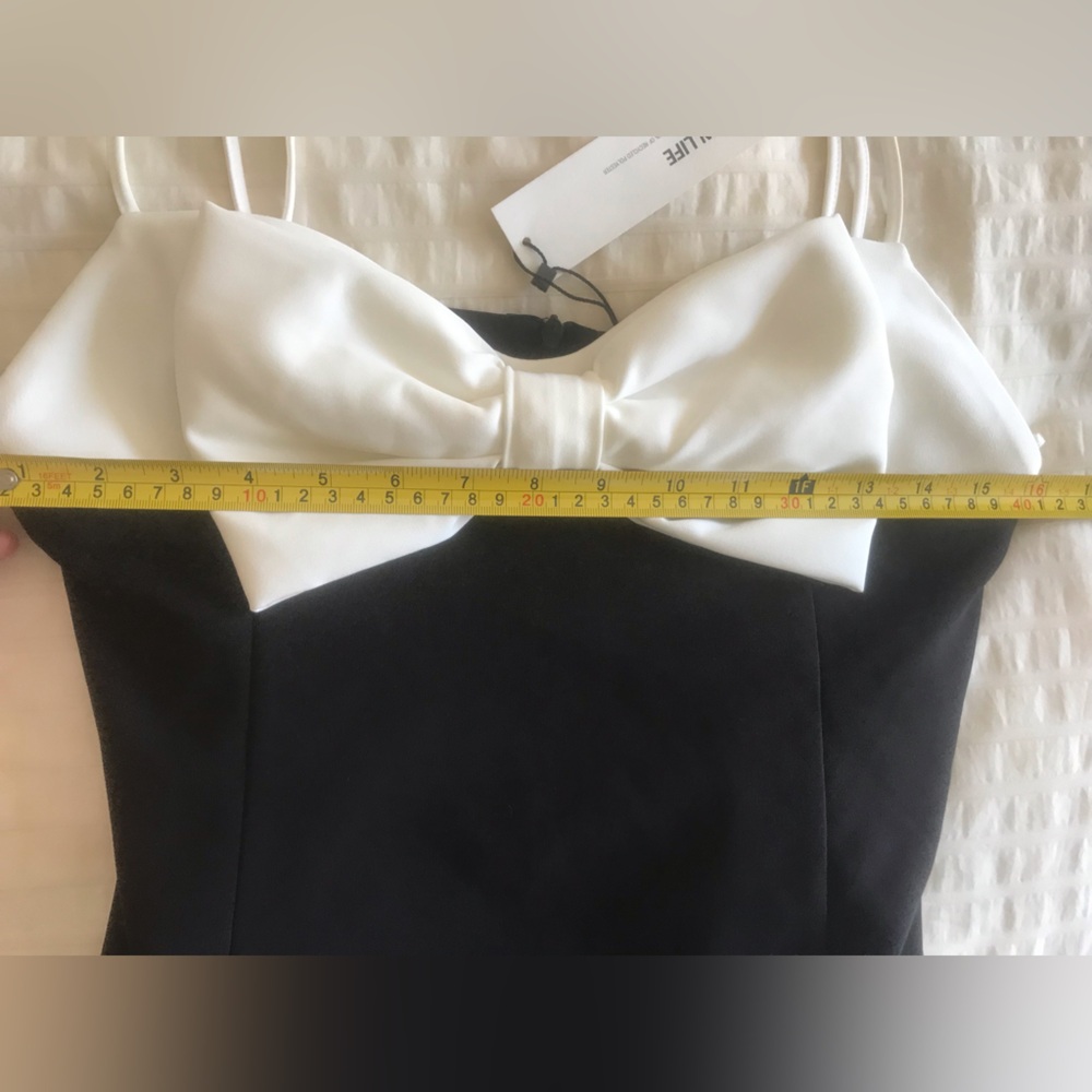 NWT Viral Zara Influencer Bow Tie Black and White bodysuit size Large - Picture 9 of 9
